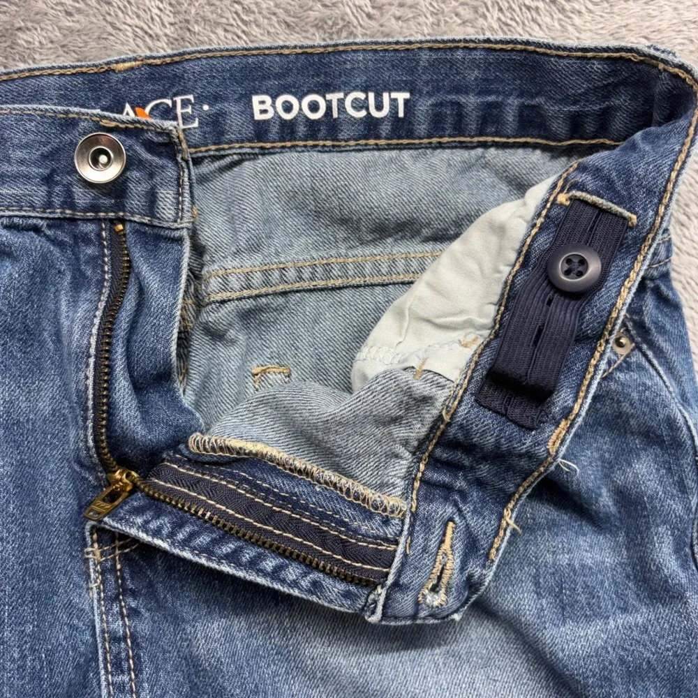 The Children's Place Bootcut Jeans Boys 18 Blue‎ Good Medium Wash Denim